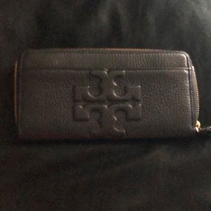 Brand new Tory Burch wallet.